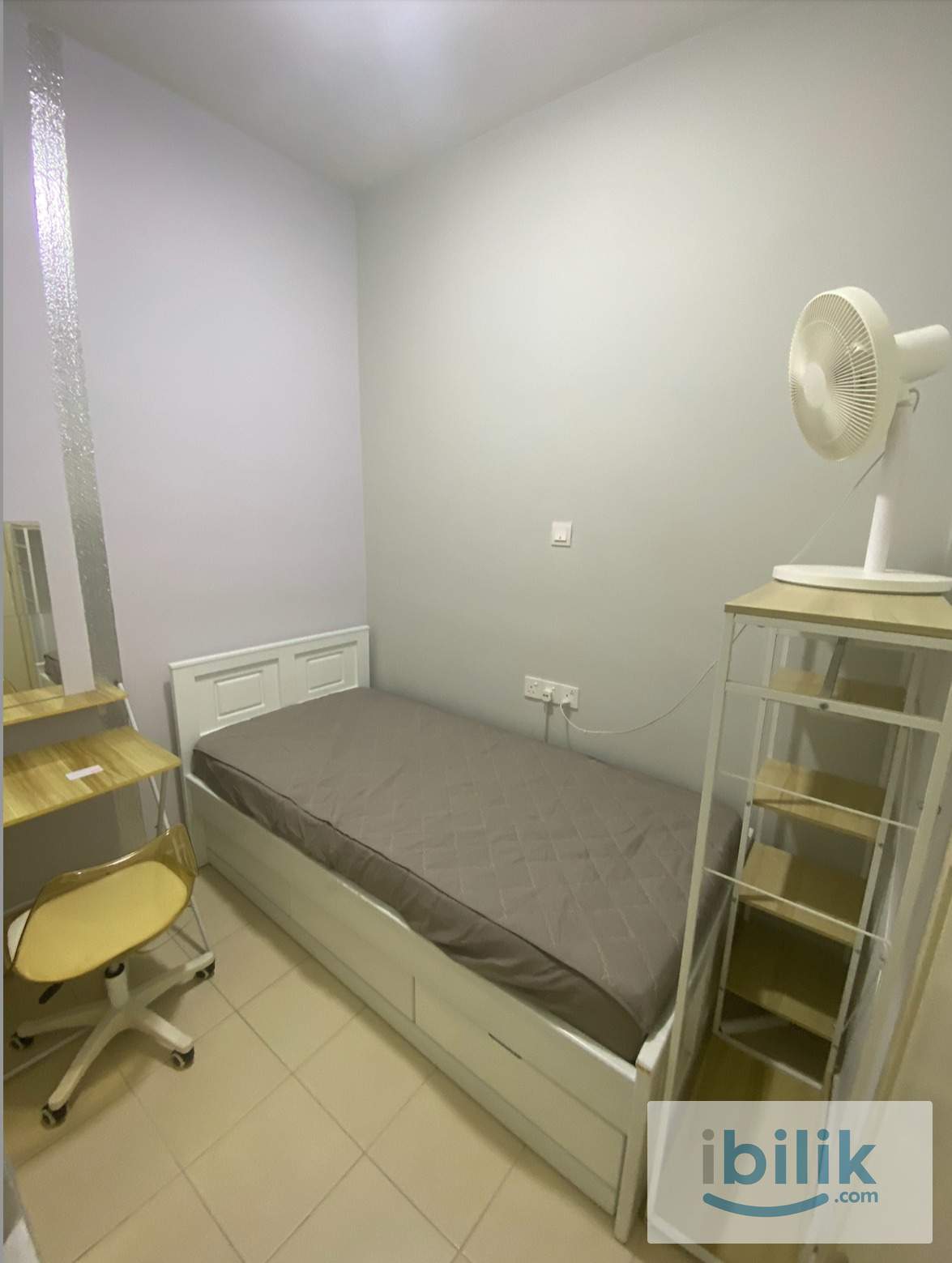 Cyberjaya Small room Full Furnish for rent Chinese female only - Image 1