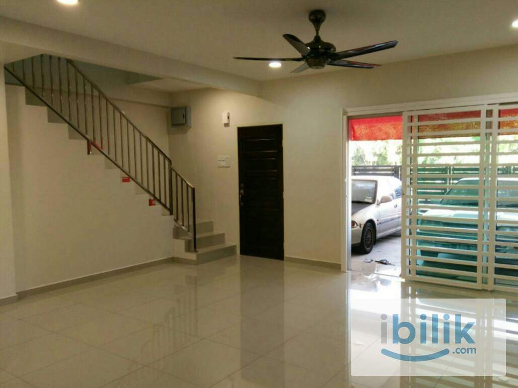 Double Roon for Rent in Menglembu - Image 1