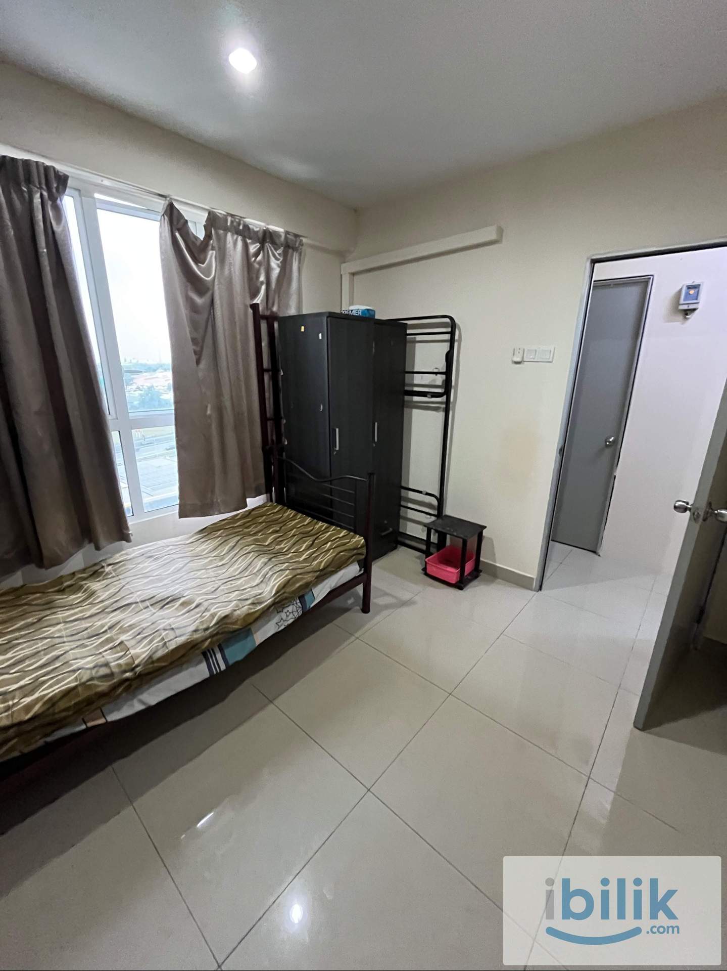 Single Room at Menara U(female), Shah Alam, SEKSYEN 13, WALKING DISTANCE MSU & AEON SHAH ALAM, near Glenmarie,Nearby hav - Image 6