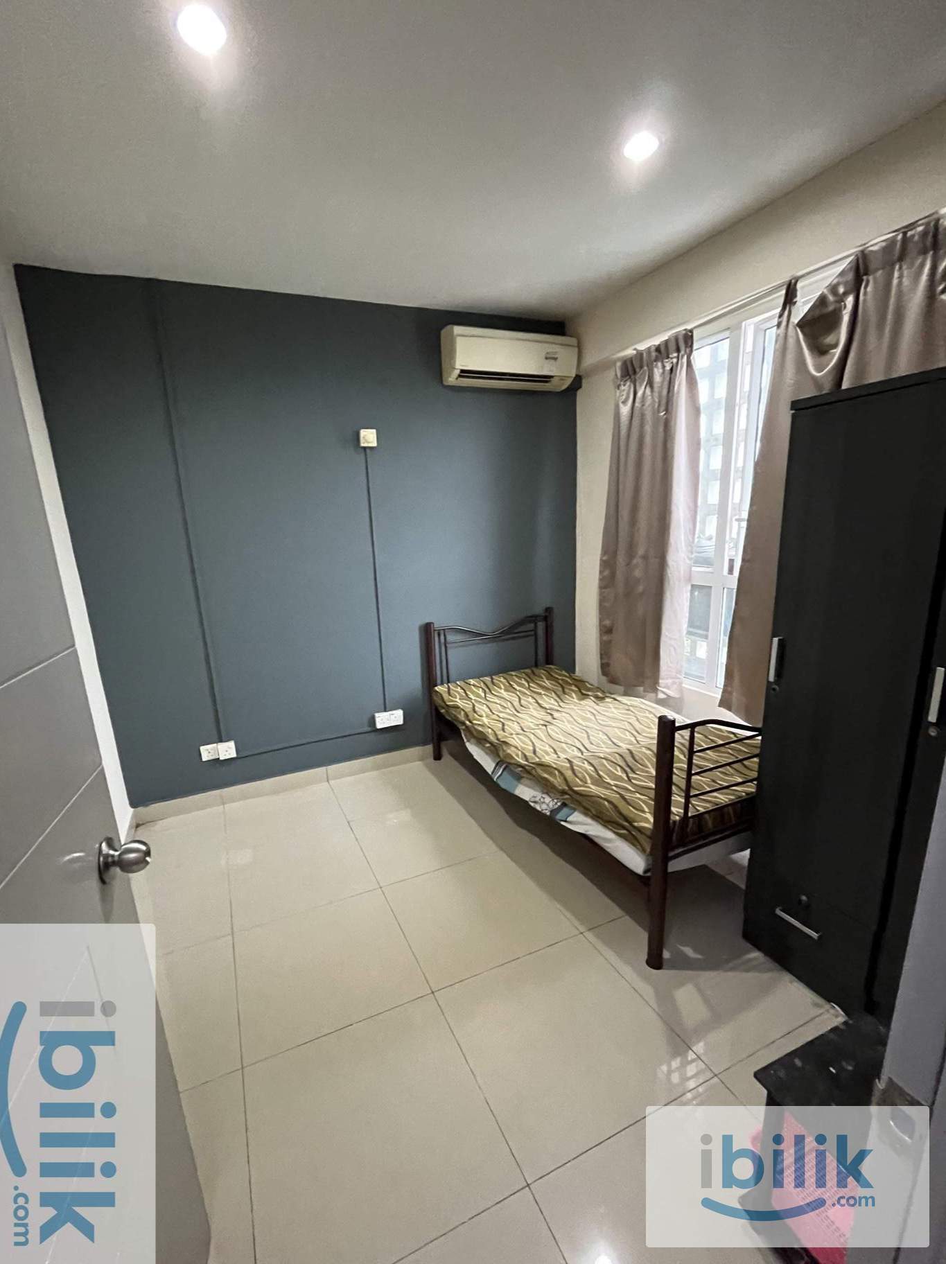Air cond Single big Room  at Menara U2, Shah Alam,3 min WALKING DISTANCE TO MSU & AEON SHAH ALAM . - Image 3