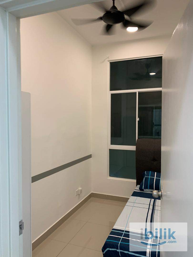 Single Room at Saville @ D'Lake, Puchong-Nearby 5-10 min driving Puchong Utama, Cyberjaya , 5min drive  - Image 1