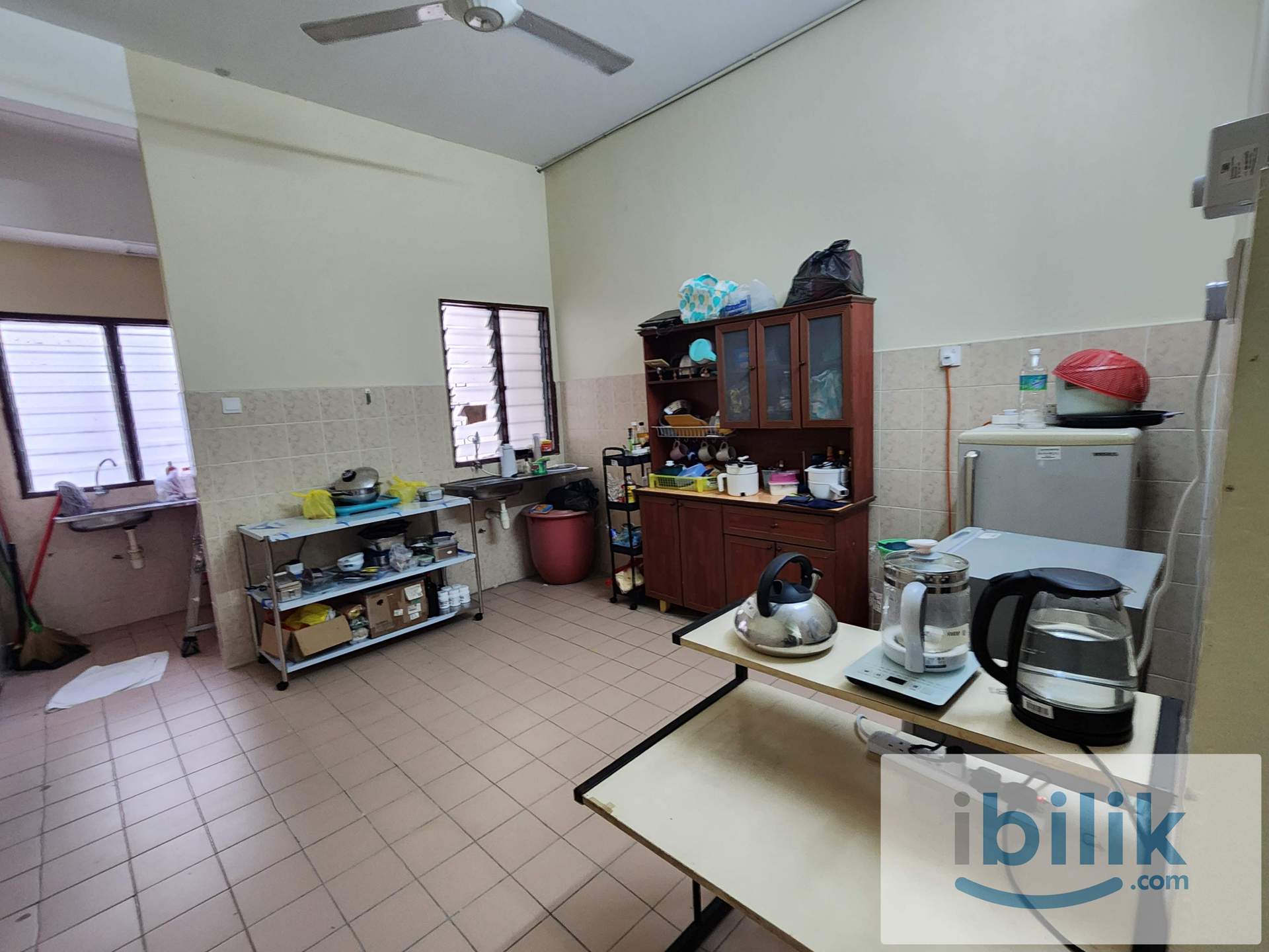 Single Room,Grd flr,Bed,Male,Ceiling Fan,Free Wifi,shelf,3sty,Bandar Puchong Jaya - Image 5