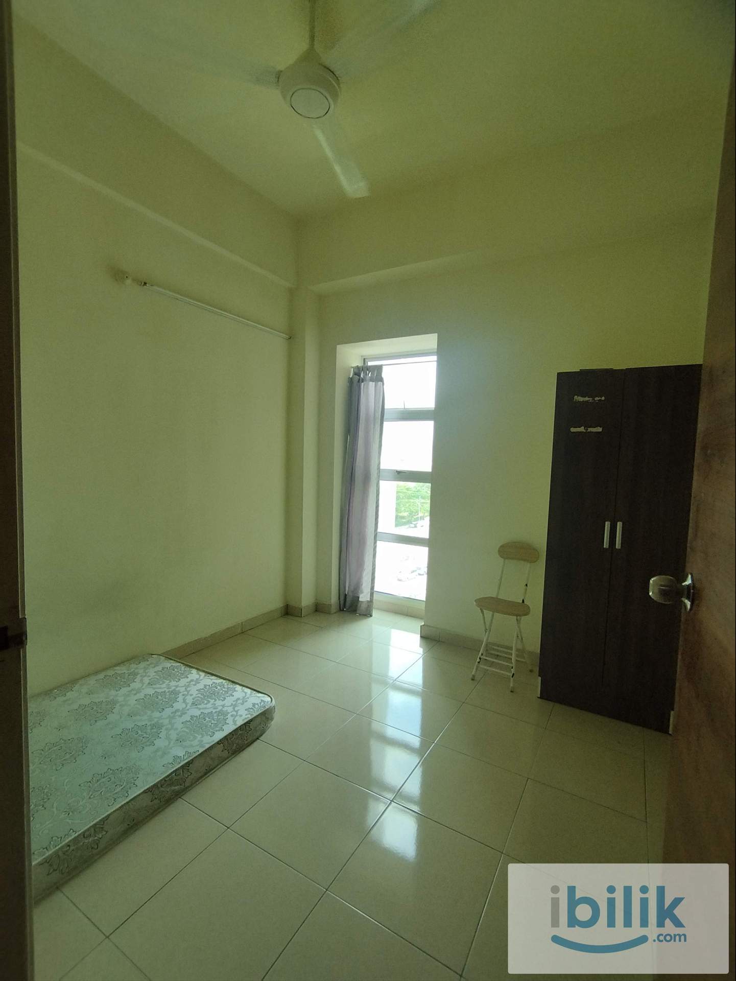 Single Room at Idaman Iris, Sungai Ara - Image 1