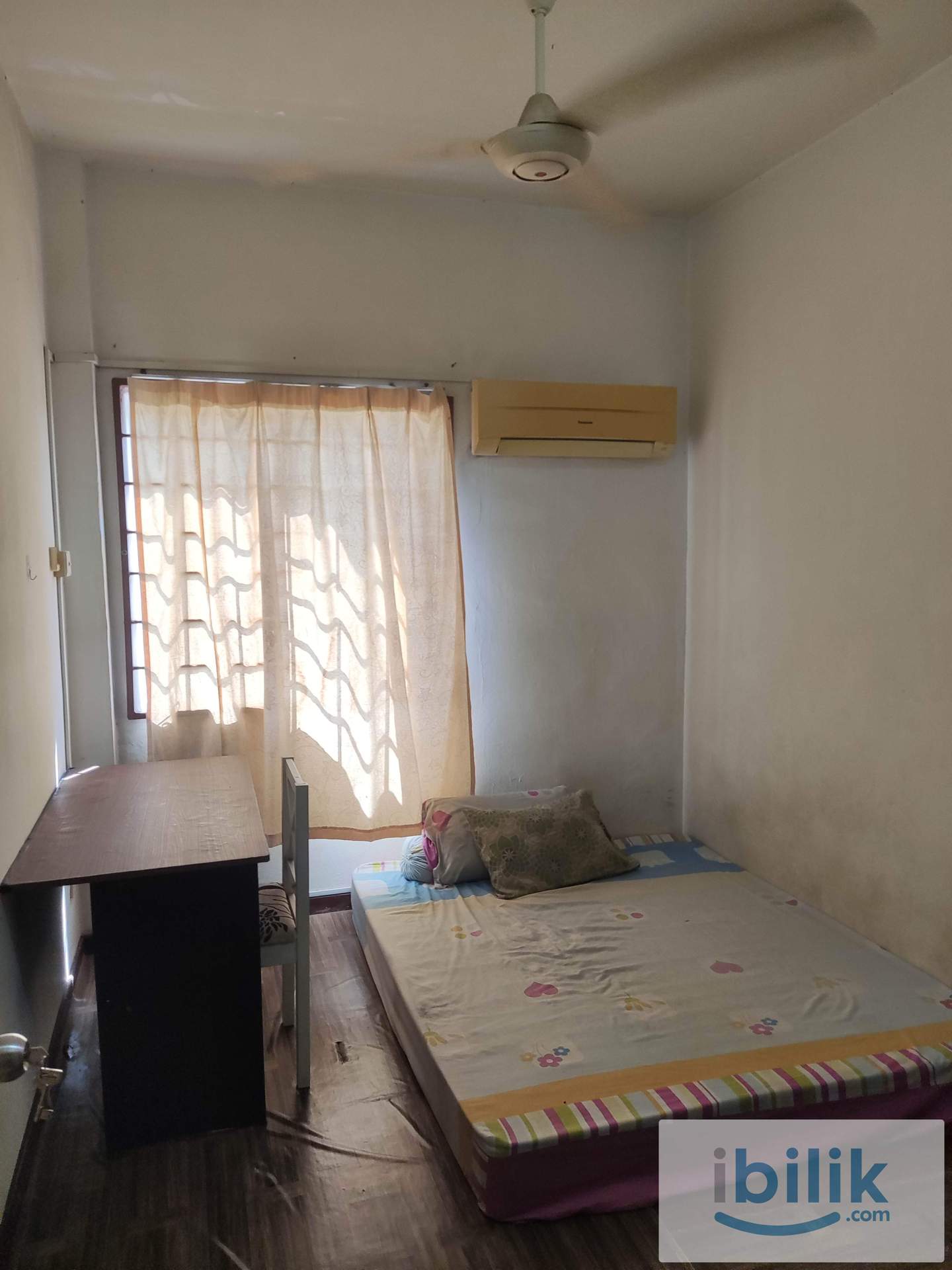 Middle Room in Kiara Apartment, Batu Berendam near Infineon  - Image 1