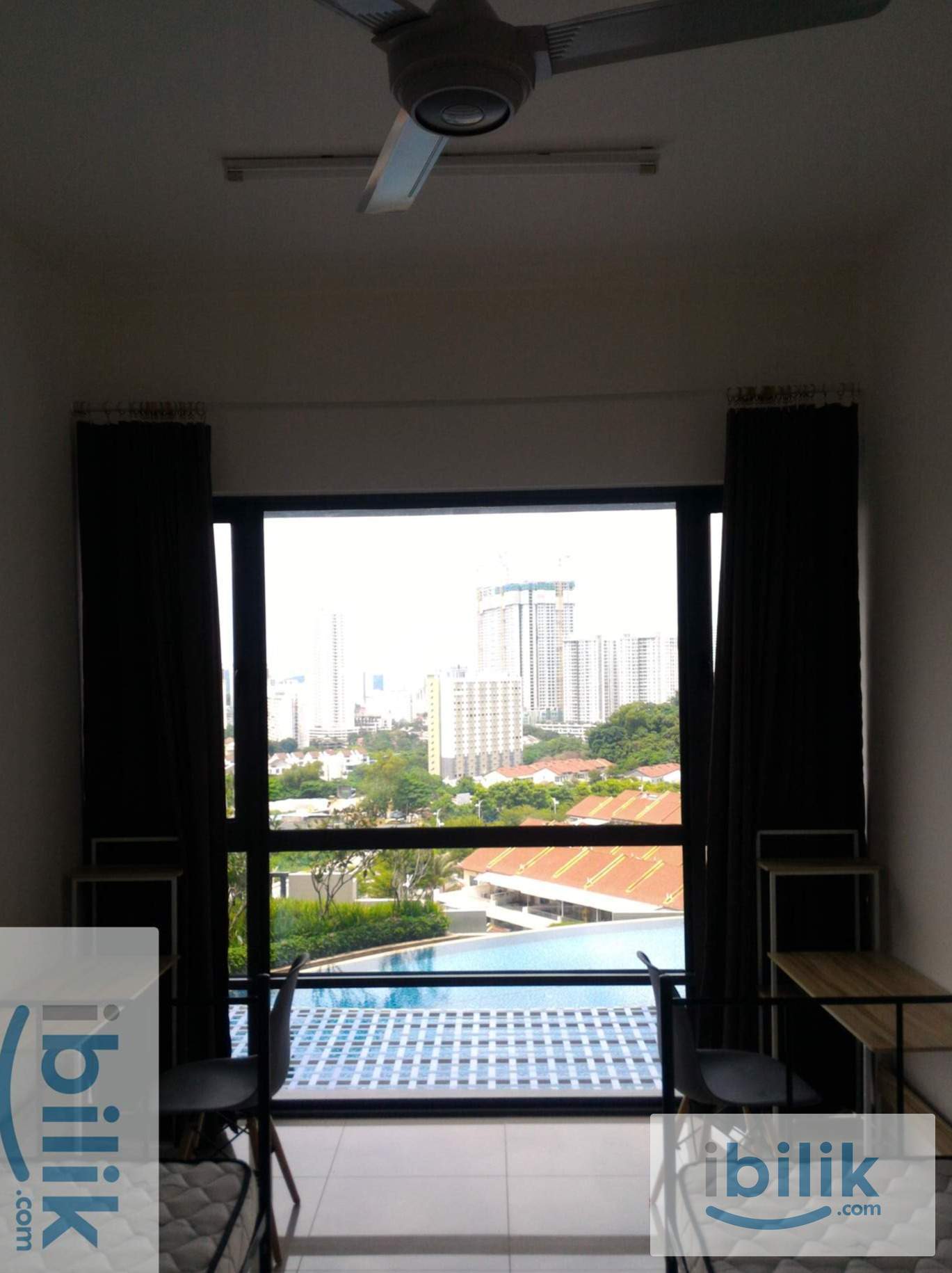 Cozy Master Bedroom with scenery town view - Image 4