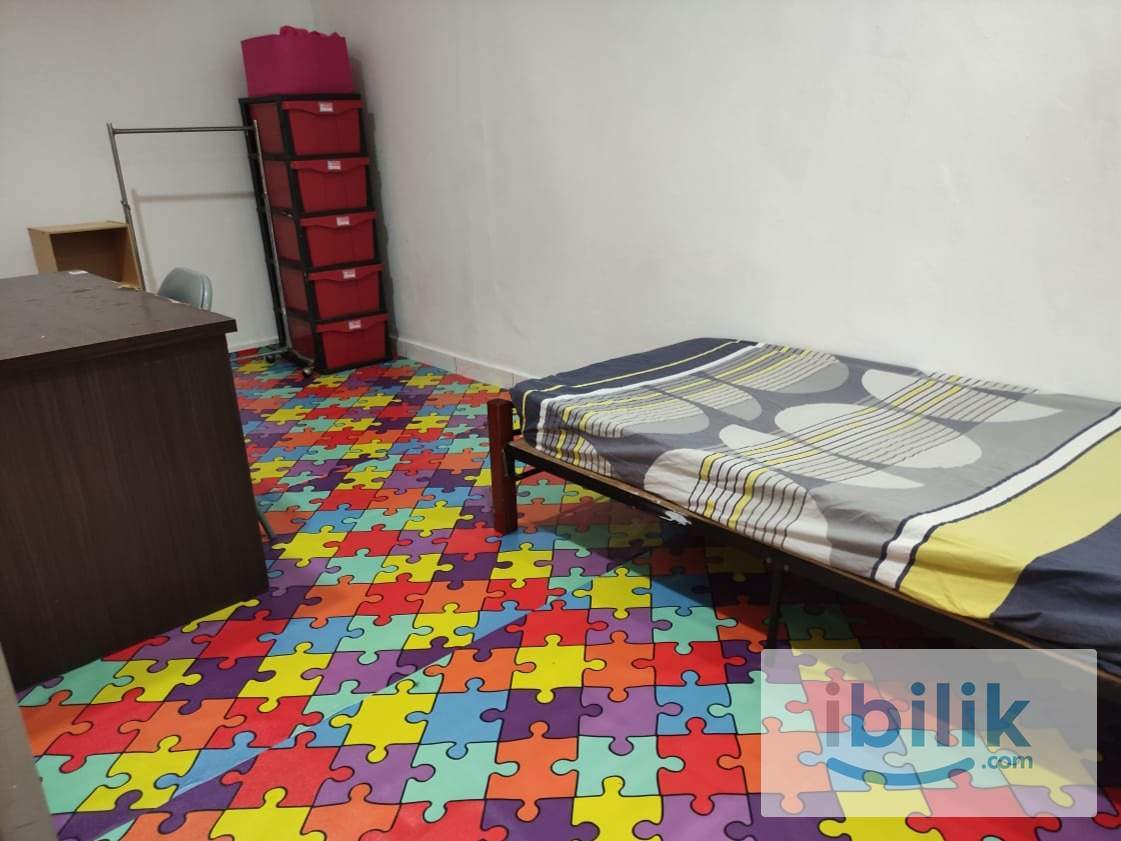 Single Big Room at Section 17, PJ - Image 1