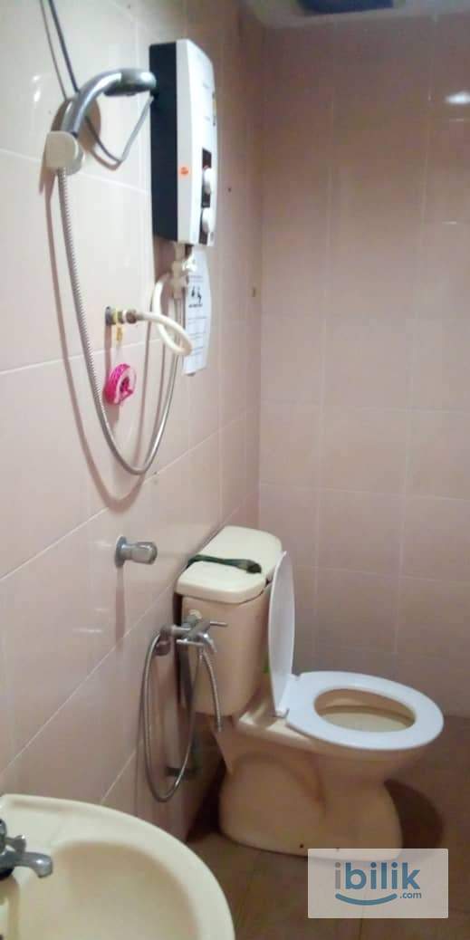 Single Room at Section 17, PJ - Image 2