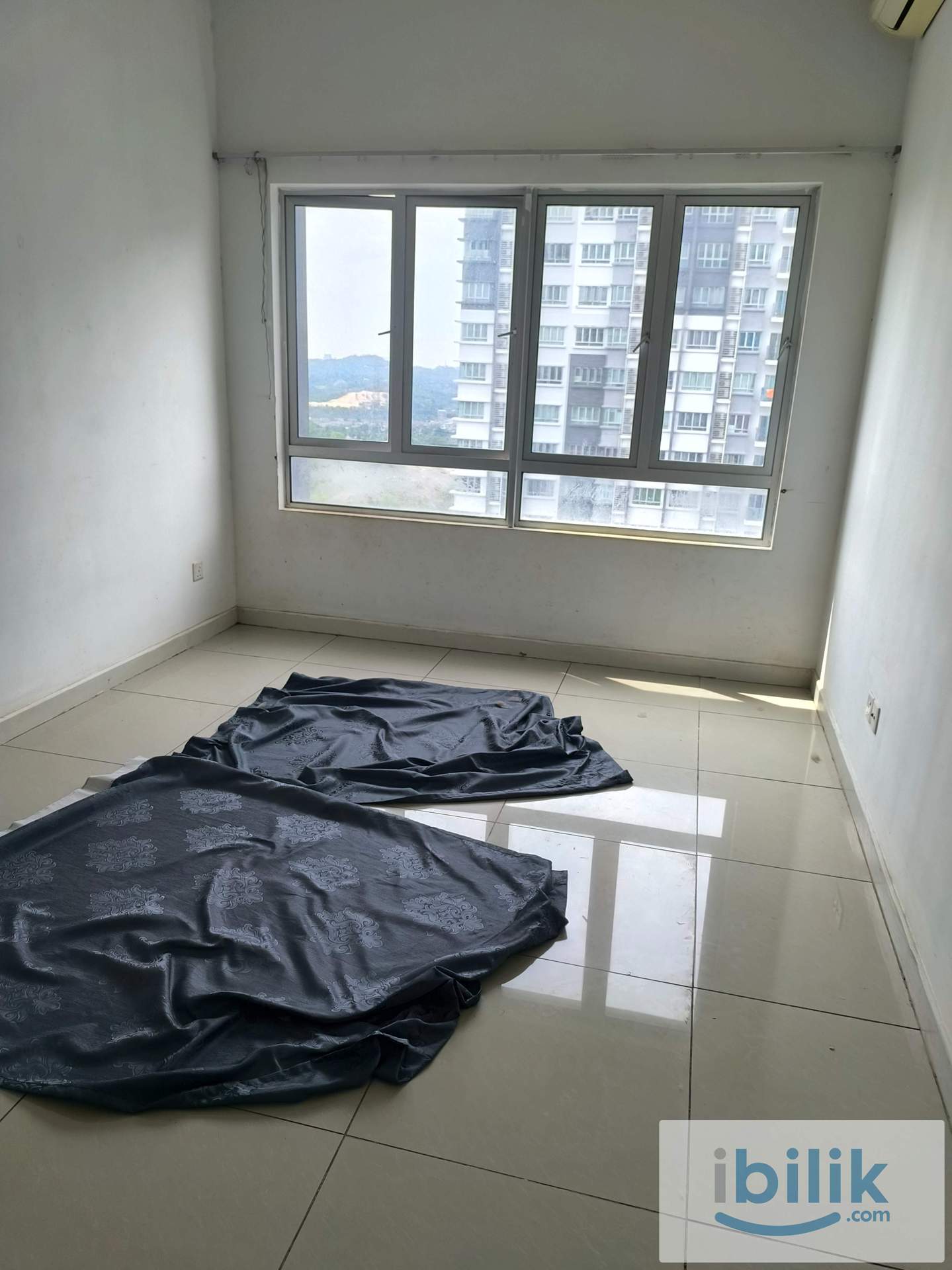 Small room for rent - Image 2