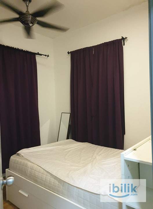 Middle Room - Image 3