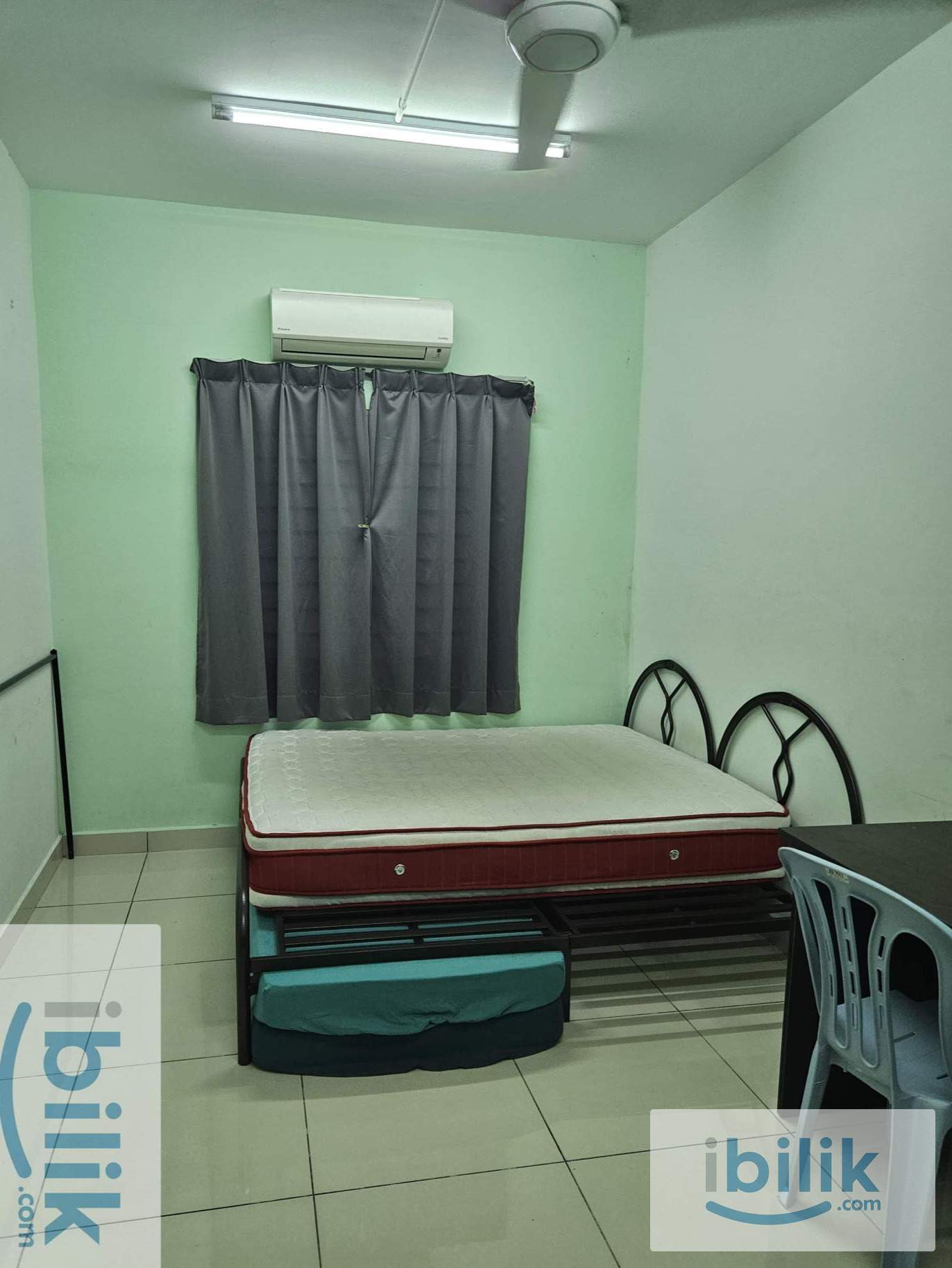 Master Room Near MRT  - Image 1