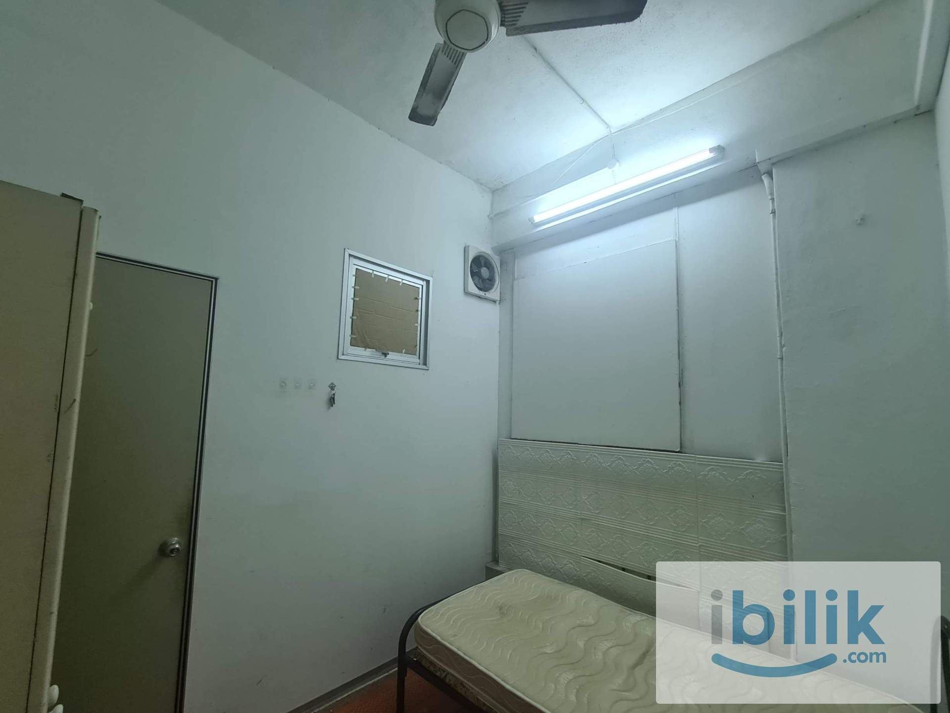 Room+Car Park - Image 6