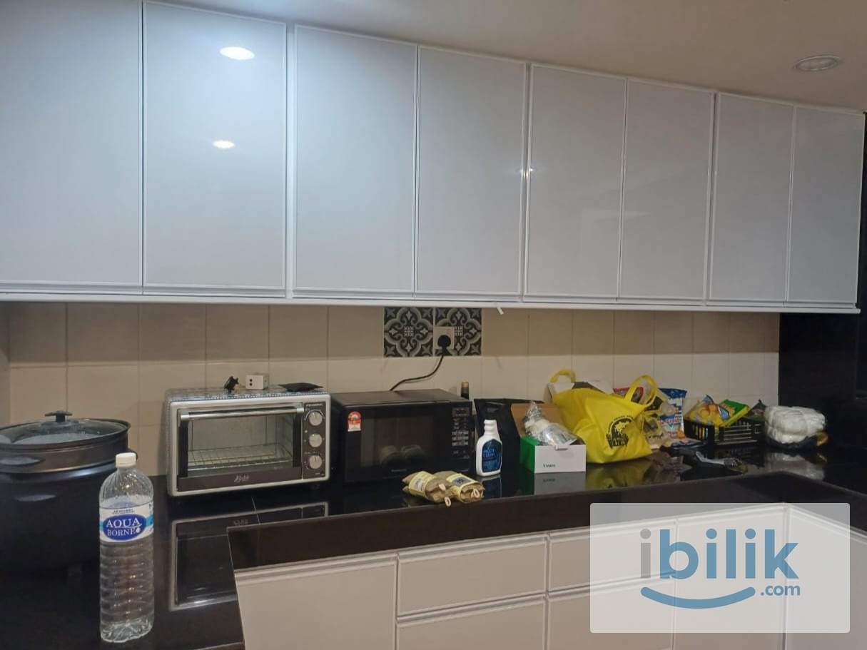 Fully Furnish Master Room (female) at Bayor Bukit, Tabuan Jaya,Vivacity, Swinburne University, Kuching - Image 1