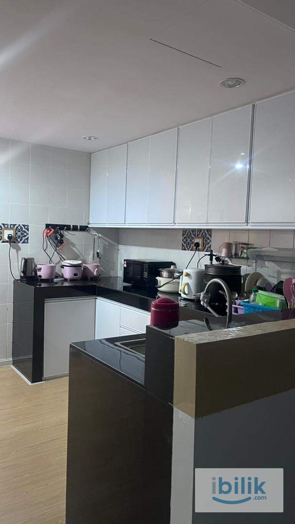 Fully Furnish Master room (Female only) in Tabuan Jaya, Vivacity, Swinburne University - Image 5