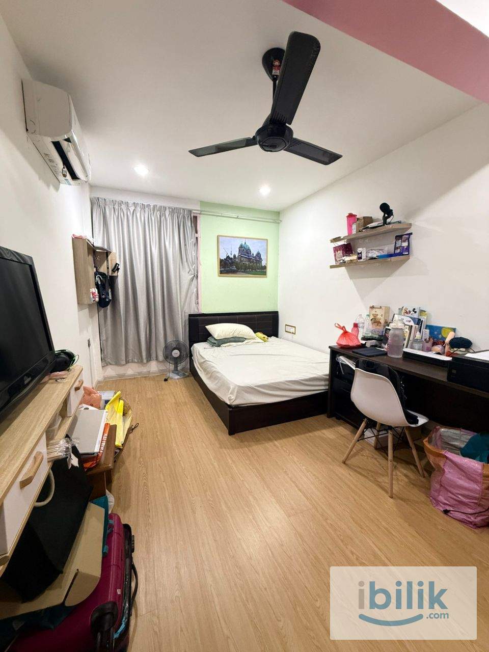 Fully Furnish Master room (Female only) in Tabuan Jaya, Vivacity, Swinburne University - Image 7
