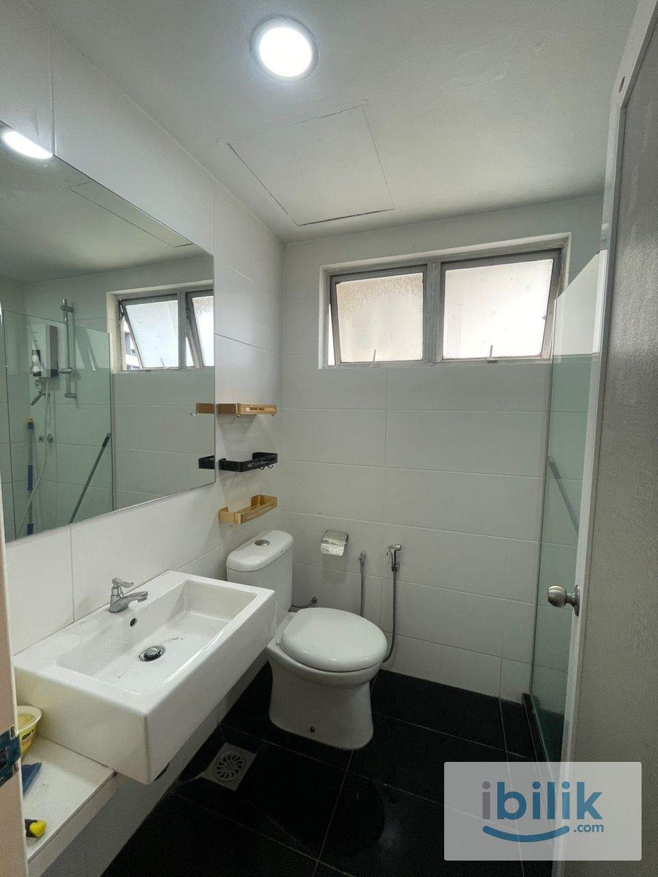 Cozy middle room (female unit) in Pantai Panorama, Bangsar South, the Vertical, Horizon, UM - Image 2