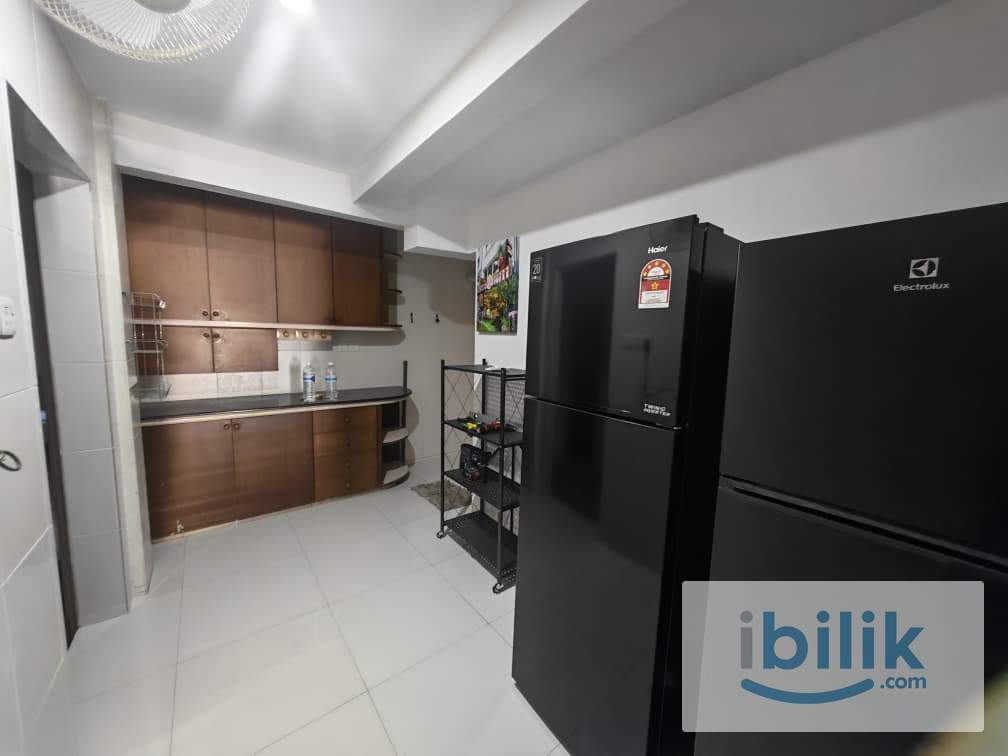 Cozy Female Master room (twin sharing) Corner Double Storey opposite Vivacity Mall, Tabuan Jaya and Swinburne University - Image 7