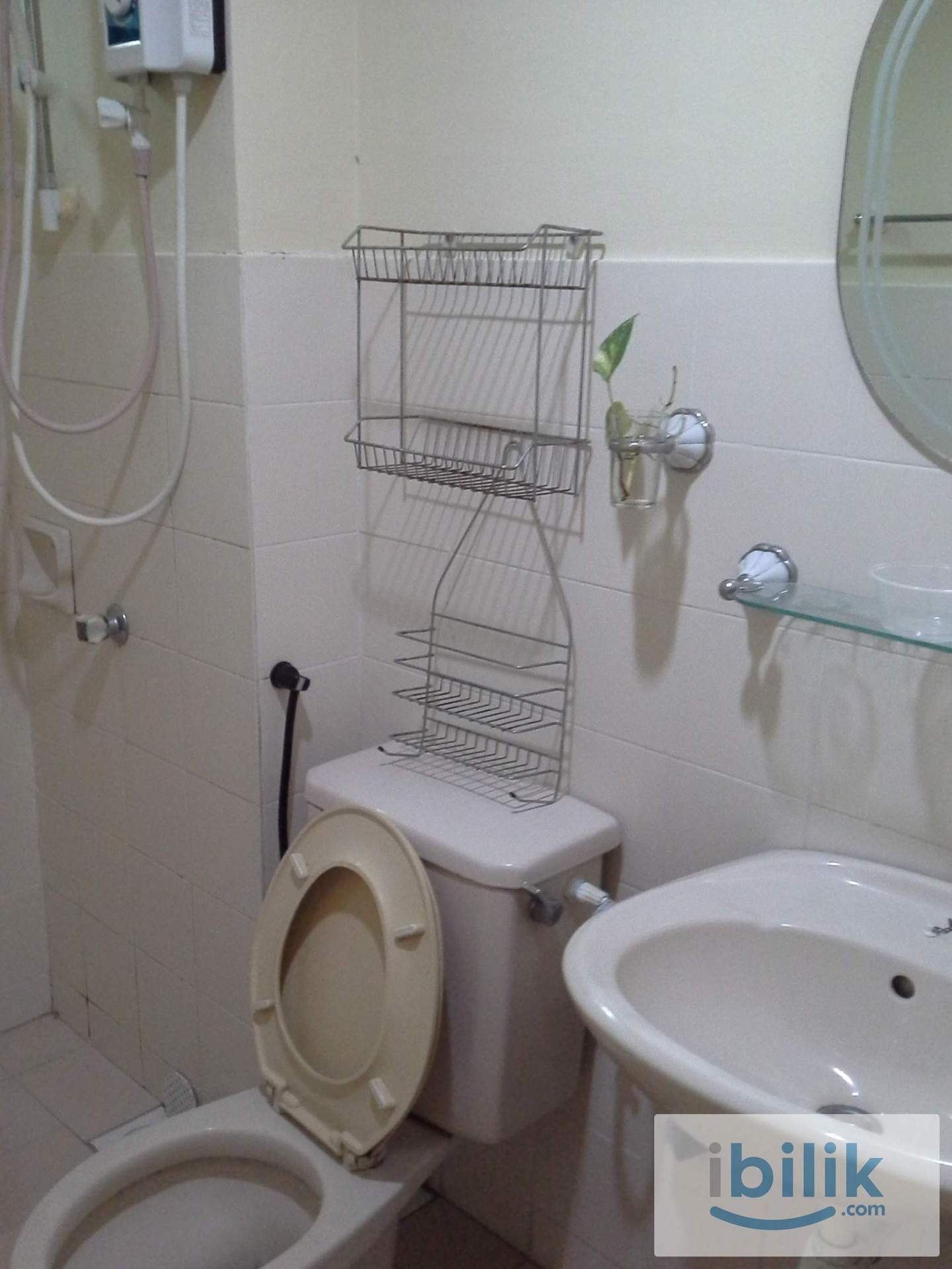 Master Room for RENT in Cyberjaya ( Malay Female ) - Image 2