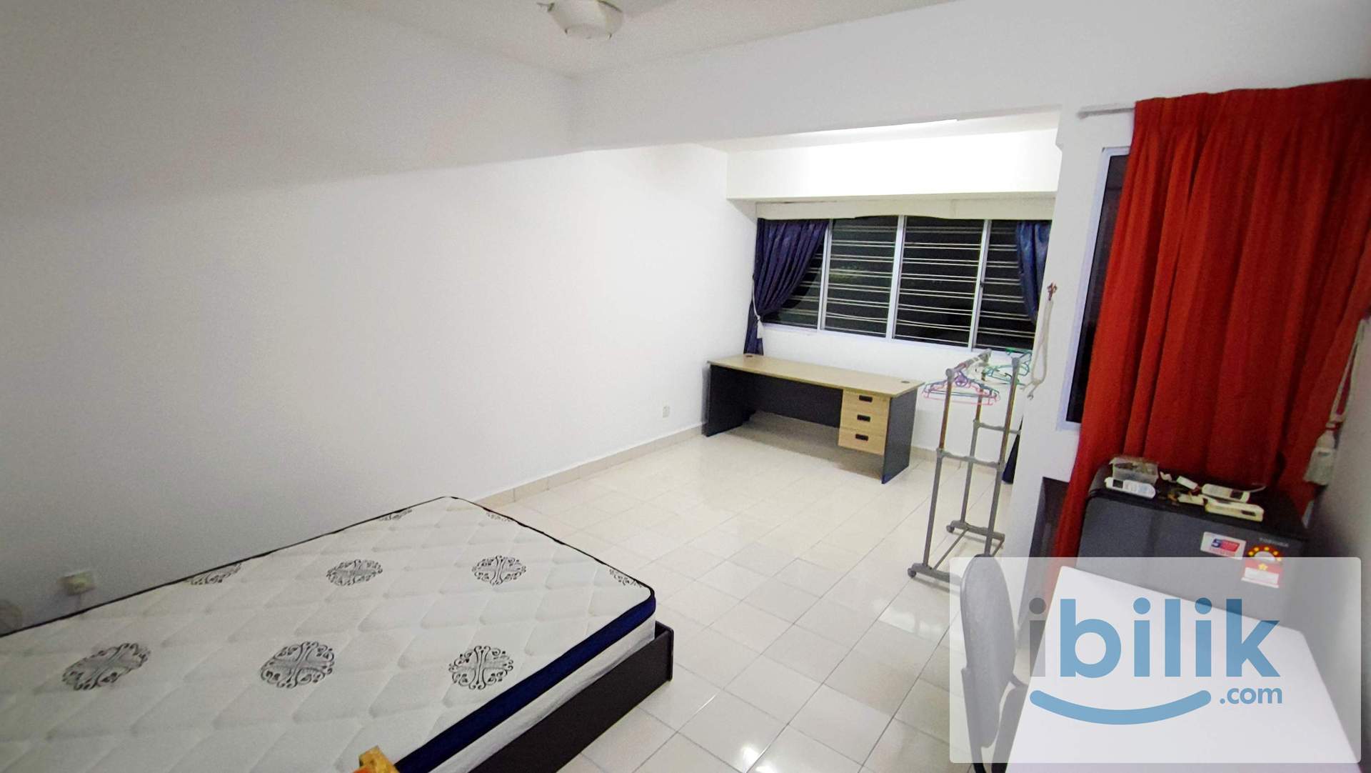 Master Room at Bandar Sunway, Petaling Jaya - Image 3