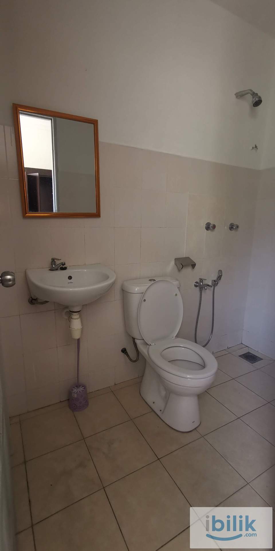 Bandar Sunway Medium Bedroom - Image 4