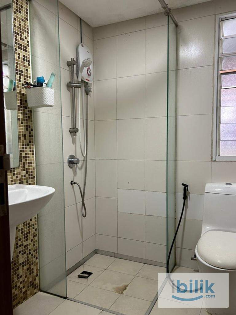 Titiwangsa Sentral Single Room Available for Rent - Image 6