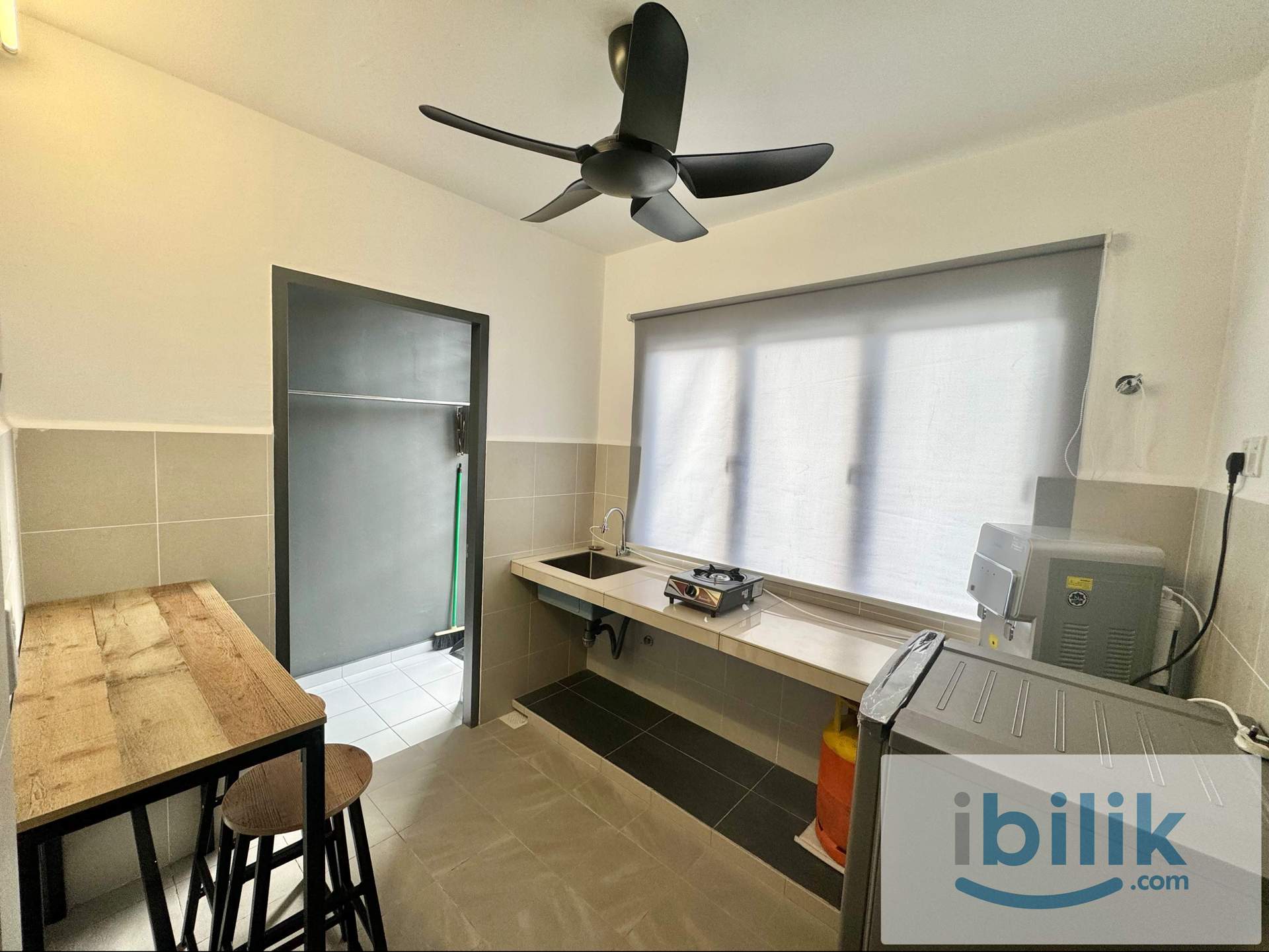 BUKIT JALIL LANDED FEMALE UNIT MASTER ROOM FOR RENT - Image 3