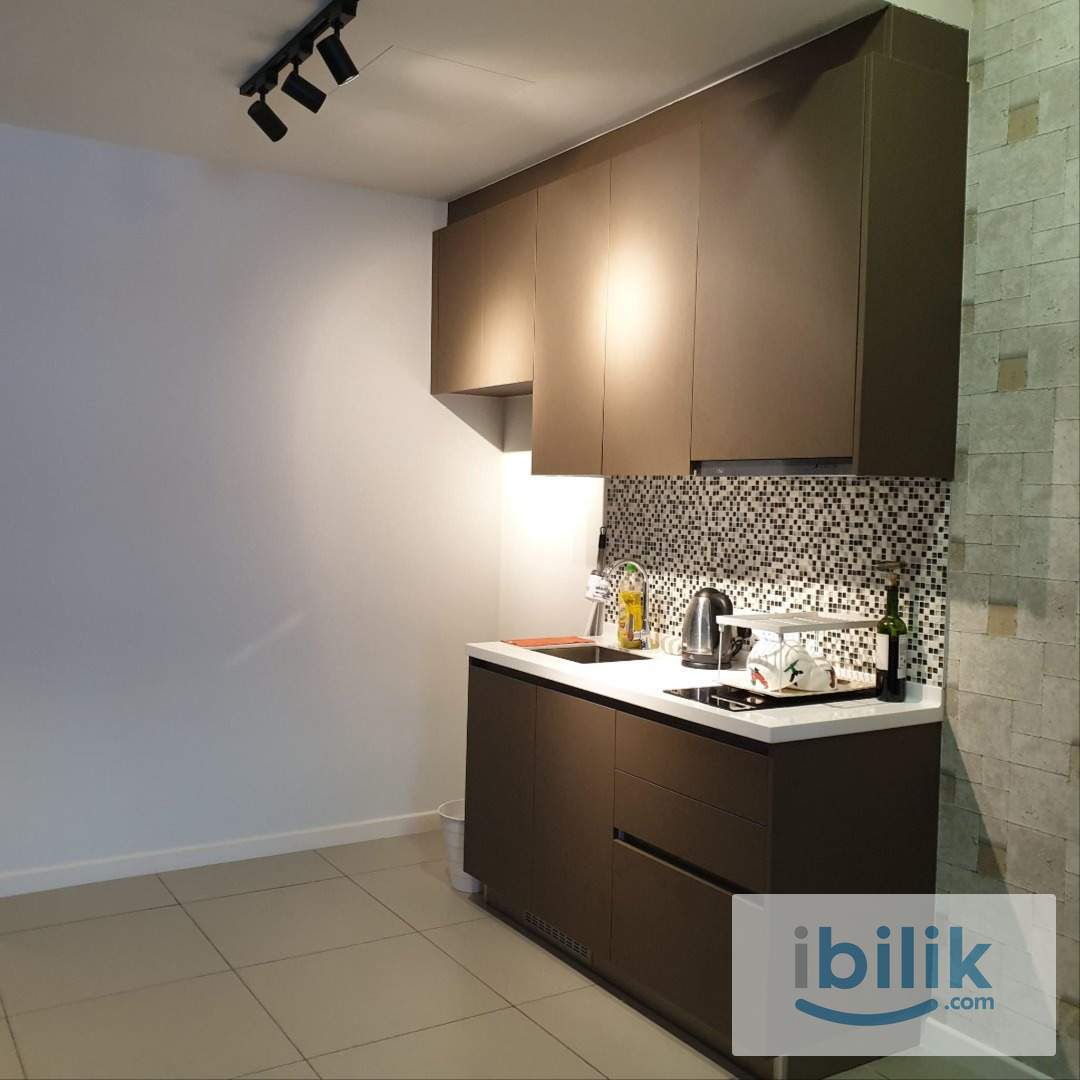 Cosy Studio with Swimming Pool View @ Seventeen Residence Seksyen 17 PJ - Image 2