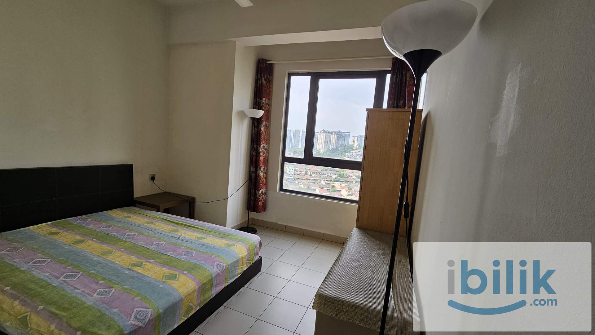 MasterBedroom with Attached Bathroom (Female only) - Image 1