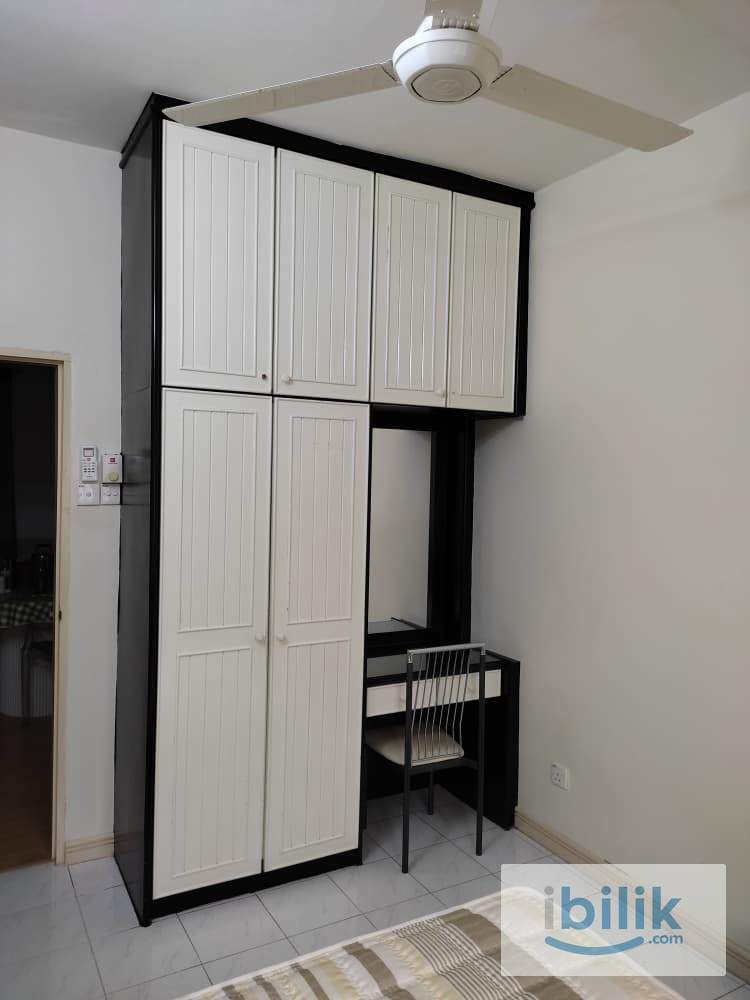 Room for Rent at Sri York Condominium, Georgetown - Image 1