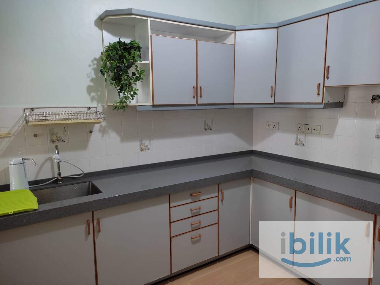 Room for Rent at Sri York Condominium, Georgetown - Image 3