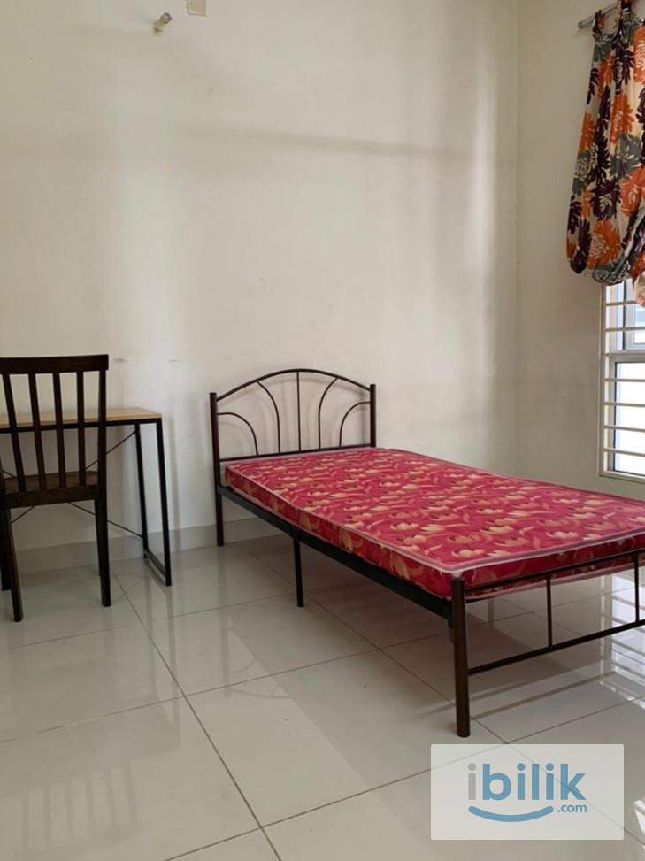 Room - Image 3