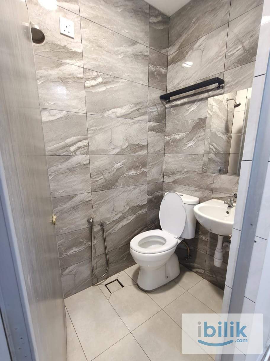 Room attached toilet at pandan perdana, Kuala Lumpur, Pandan indah - Image 1