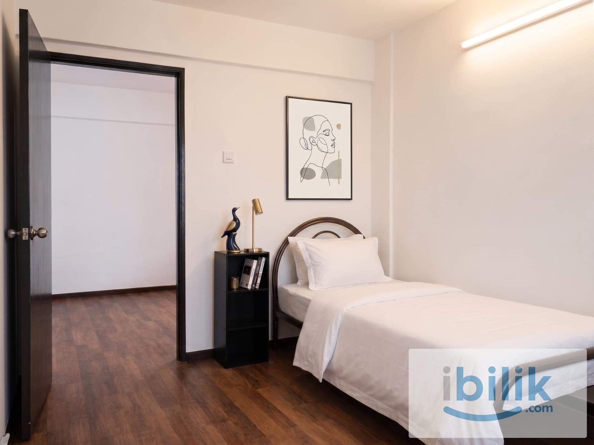 Middle Room at Bandar Sunway, Subang Jaya - Image 1