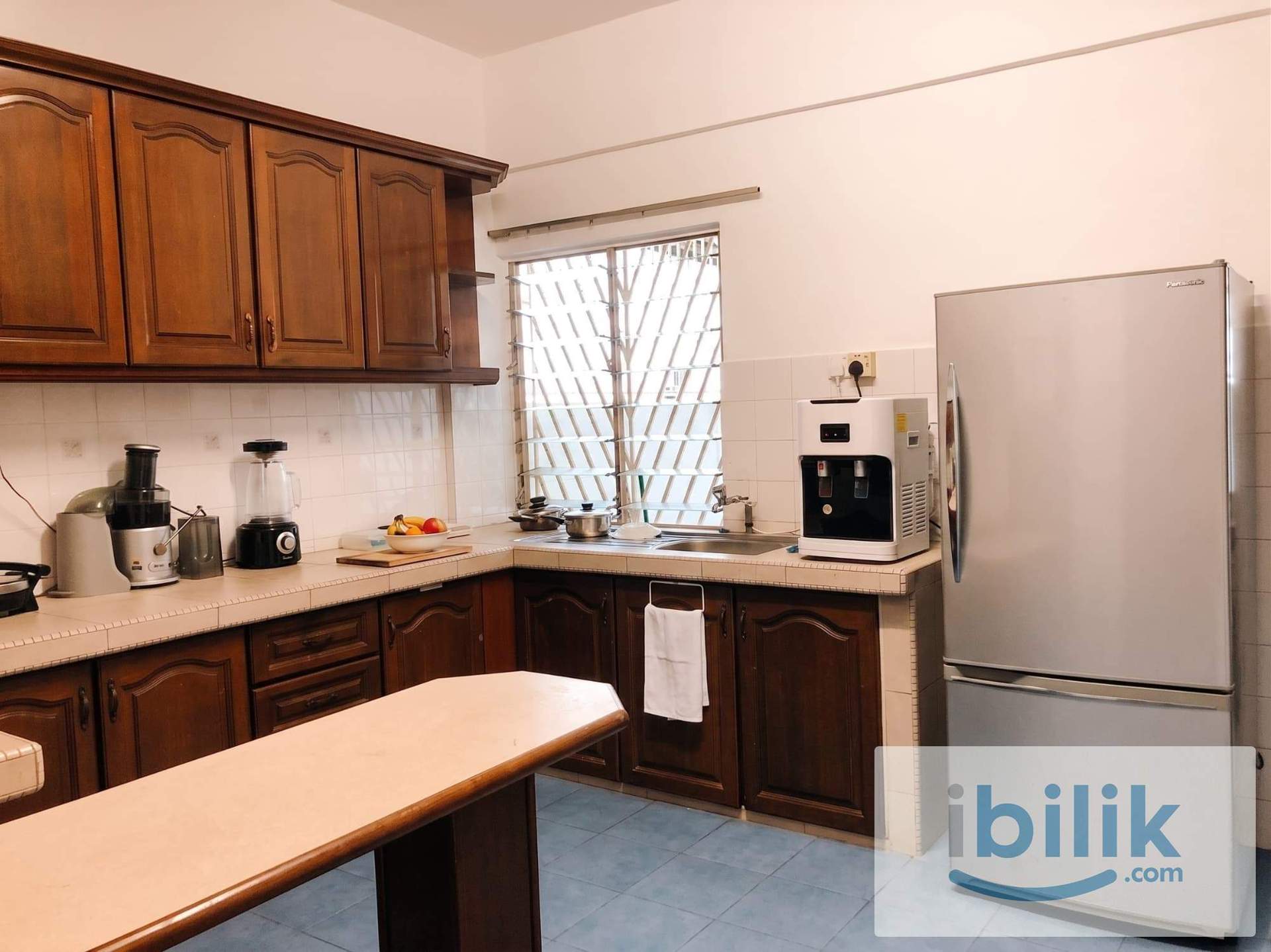 Middle Room at Bandar Sunway, Subang Jaya - Image 4