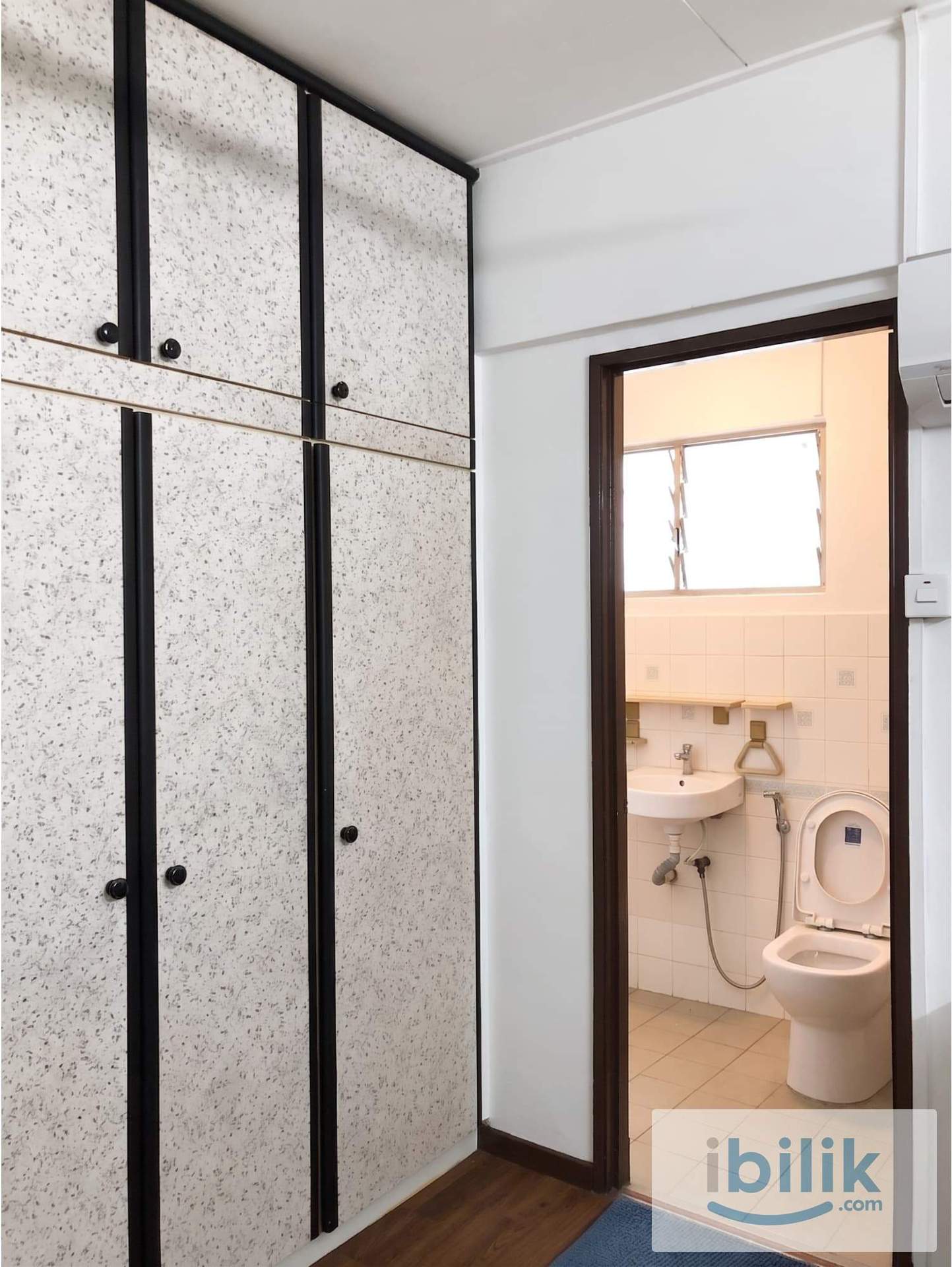 Middle Room at Bandar Sunway, Subang Jaya - Image 2