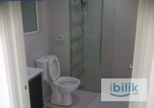 Master bedroom to rent - Image 2