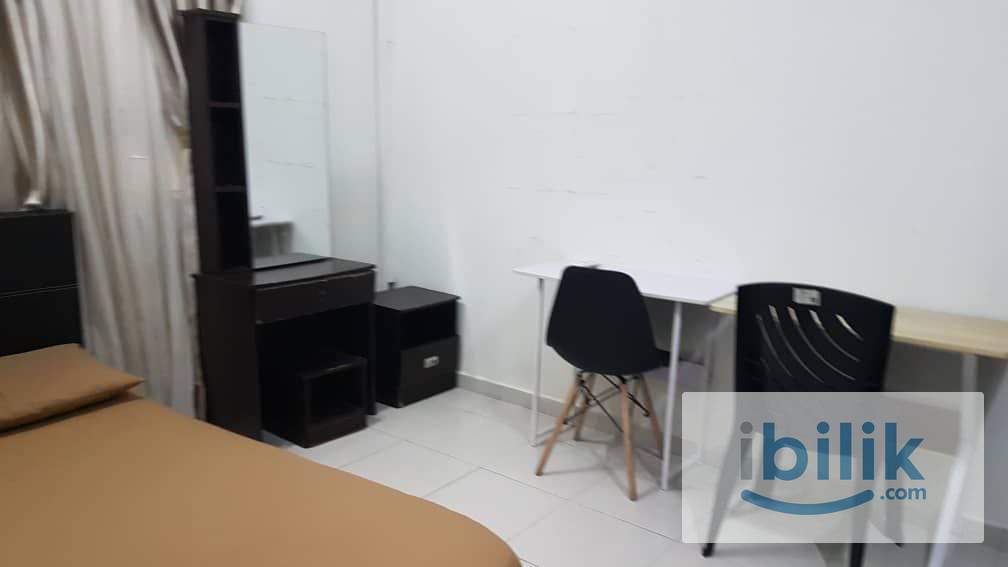 Master Room Suria Jelatek, near LRT, 10mins KLCC, next to Gleneagles - Image 1