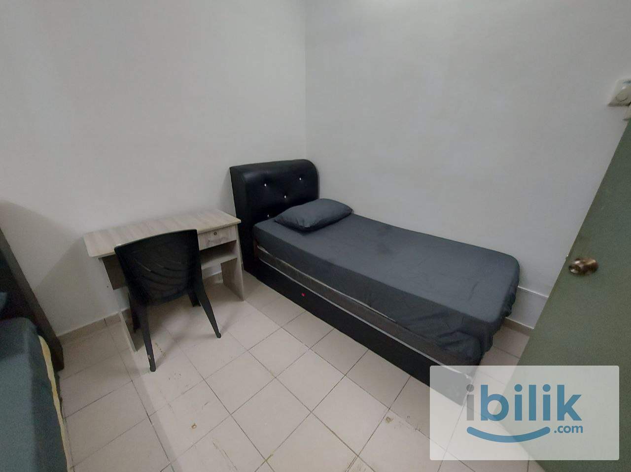 Casa Subang, USJ, Opposite BRT, near LRT, Choice of Rooms, Mydin, Summit, FF,  - Image 3