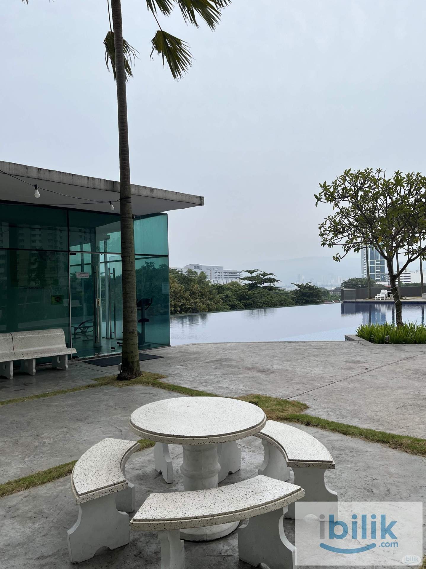 Master Room at Ocean View Residences, Butterworth - Image 4