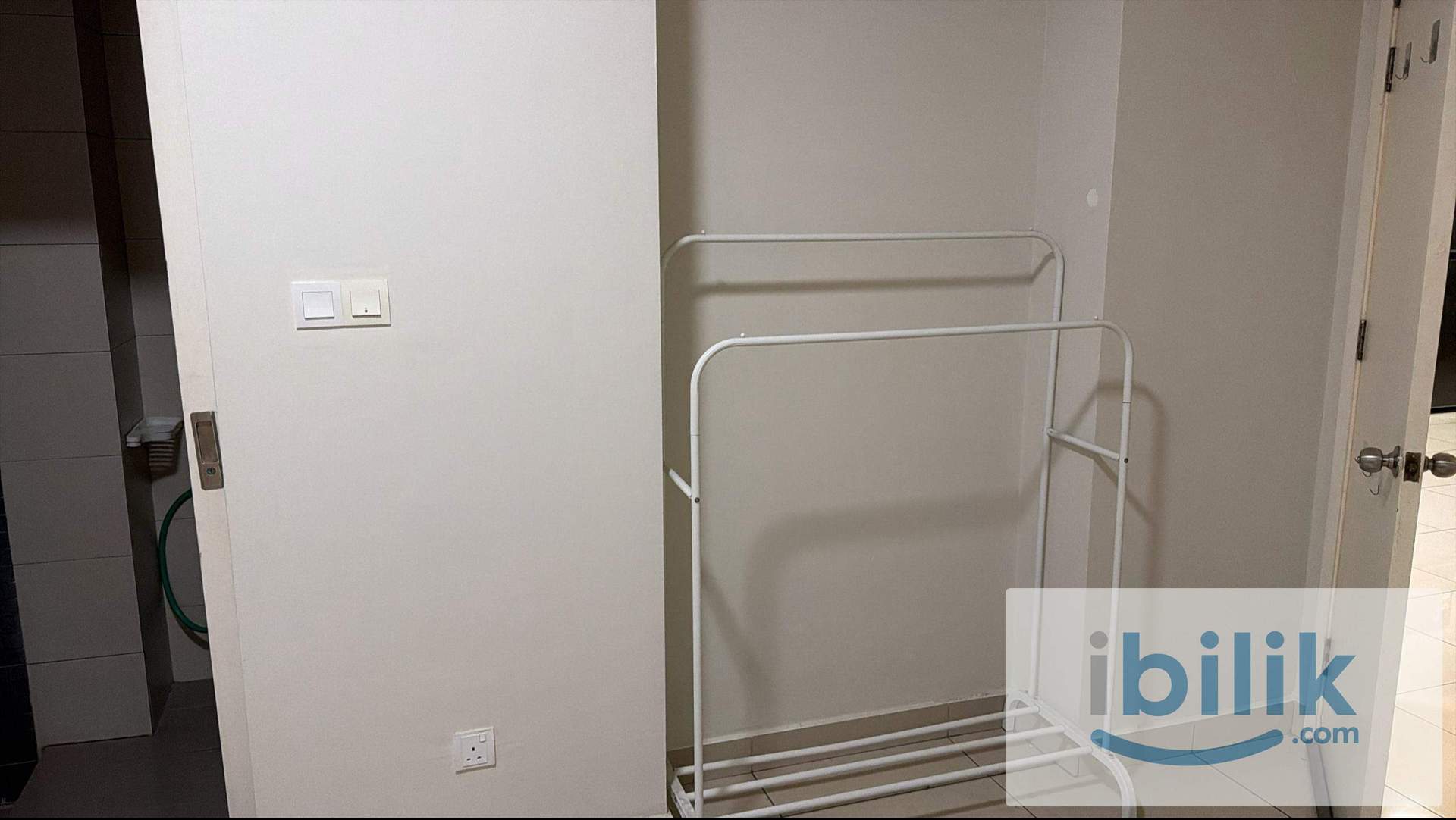 Master Room at Ocean View Residences, Butterworth - Image 6
