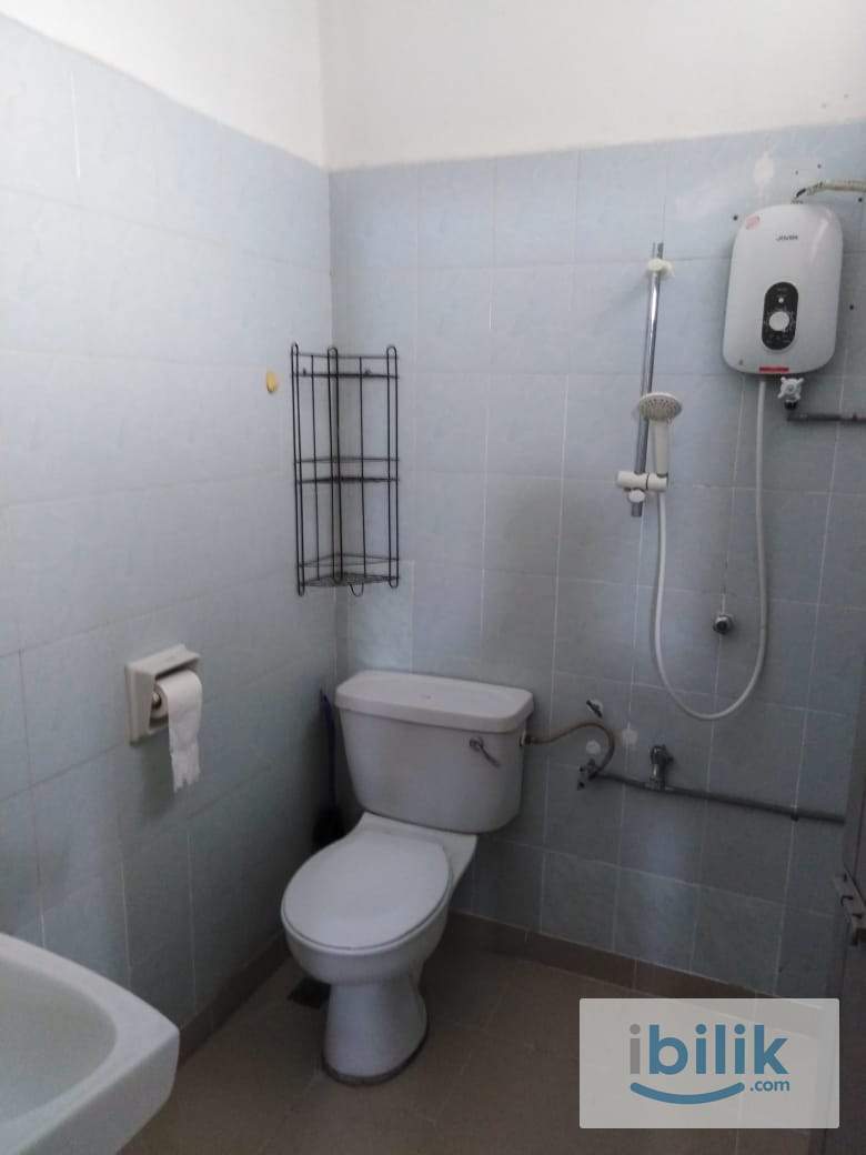 Fully furnished Middle Room for Female  - Image 5