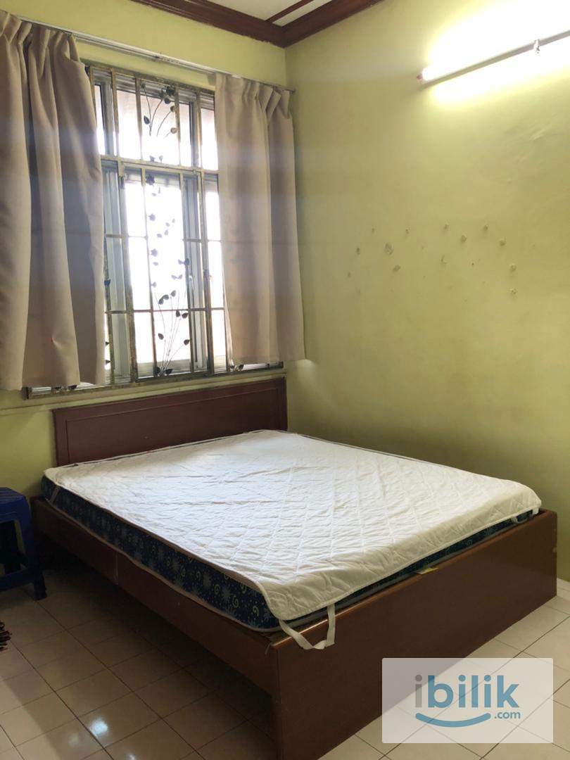 Fully furnished Middle Room for Female  - Image 1