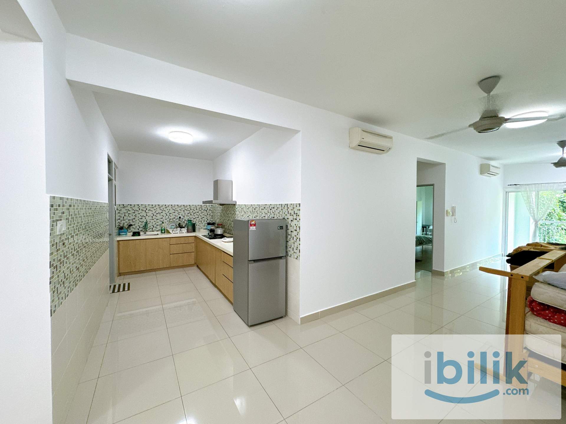 Fully Furnished Middle Room - Image 1