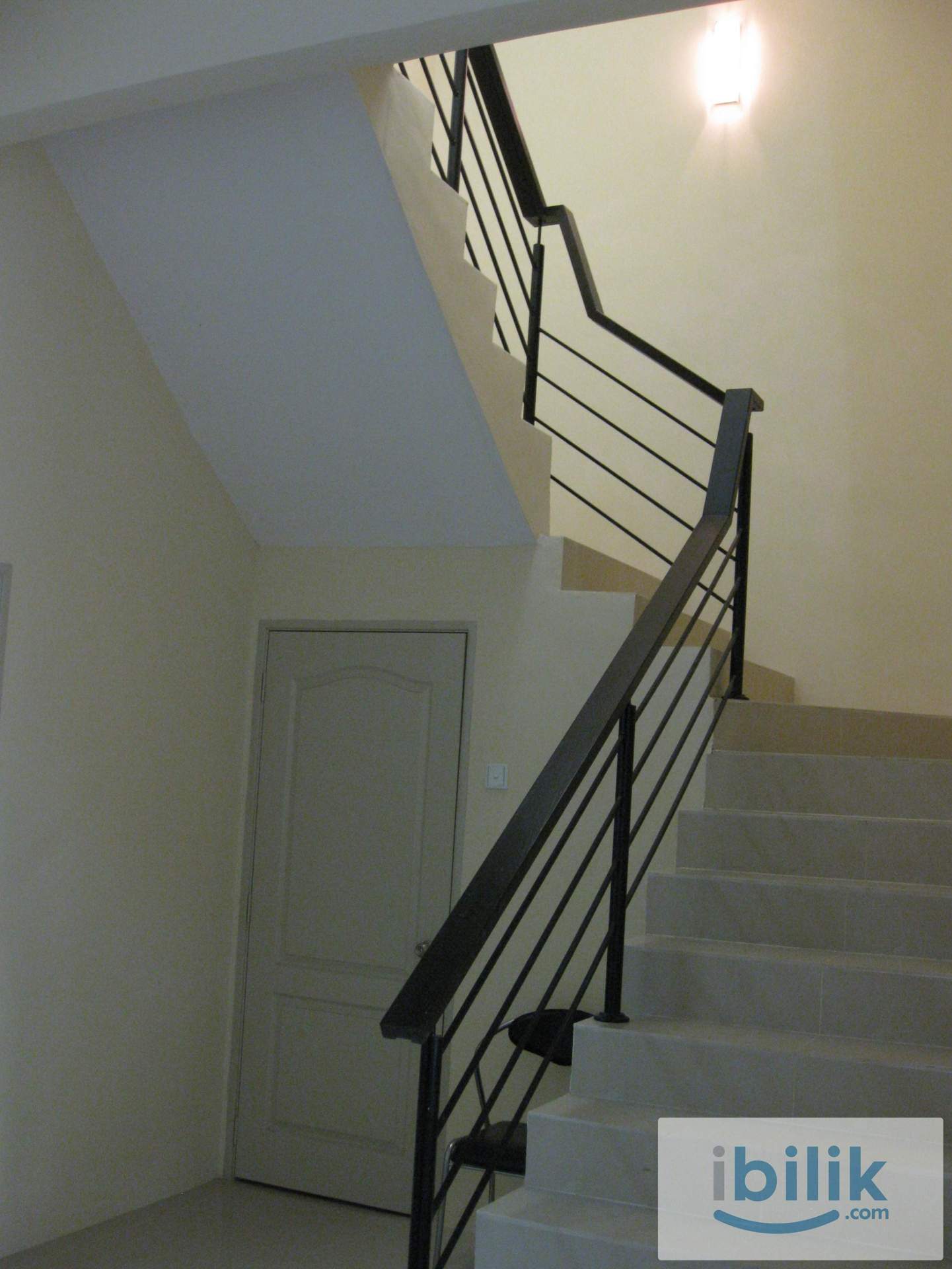 Master Bedroom Juru Heights, Autocity Gated&Guarded Fully Furnished - Image 4