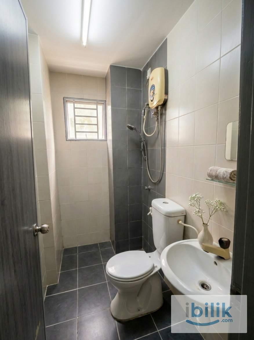 Female Only Master Room with attached Private Bathroom - Image 2