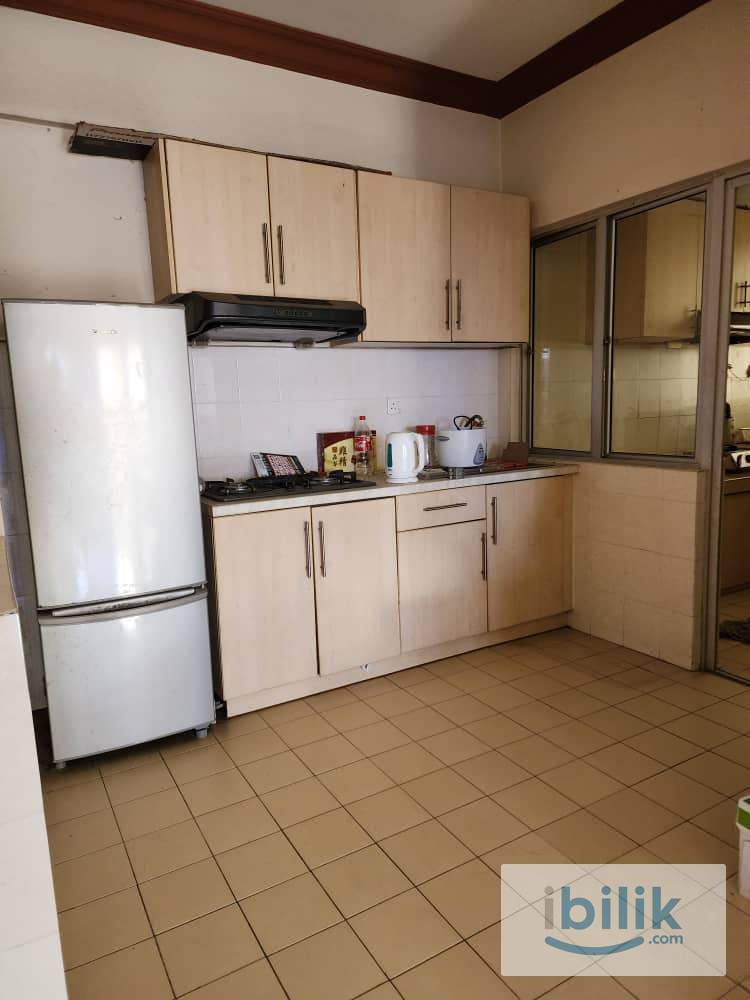 Small Room to Let - Image 3