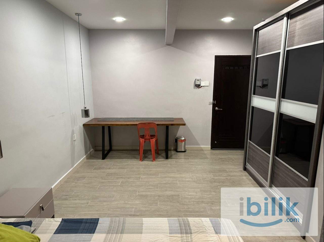 Master Room with attached Bathroom [3 min walk to LRT] - Image 4