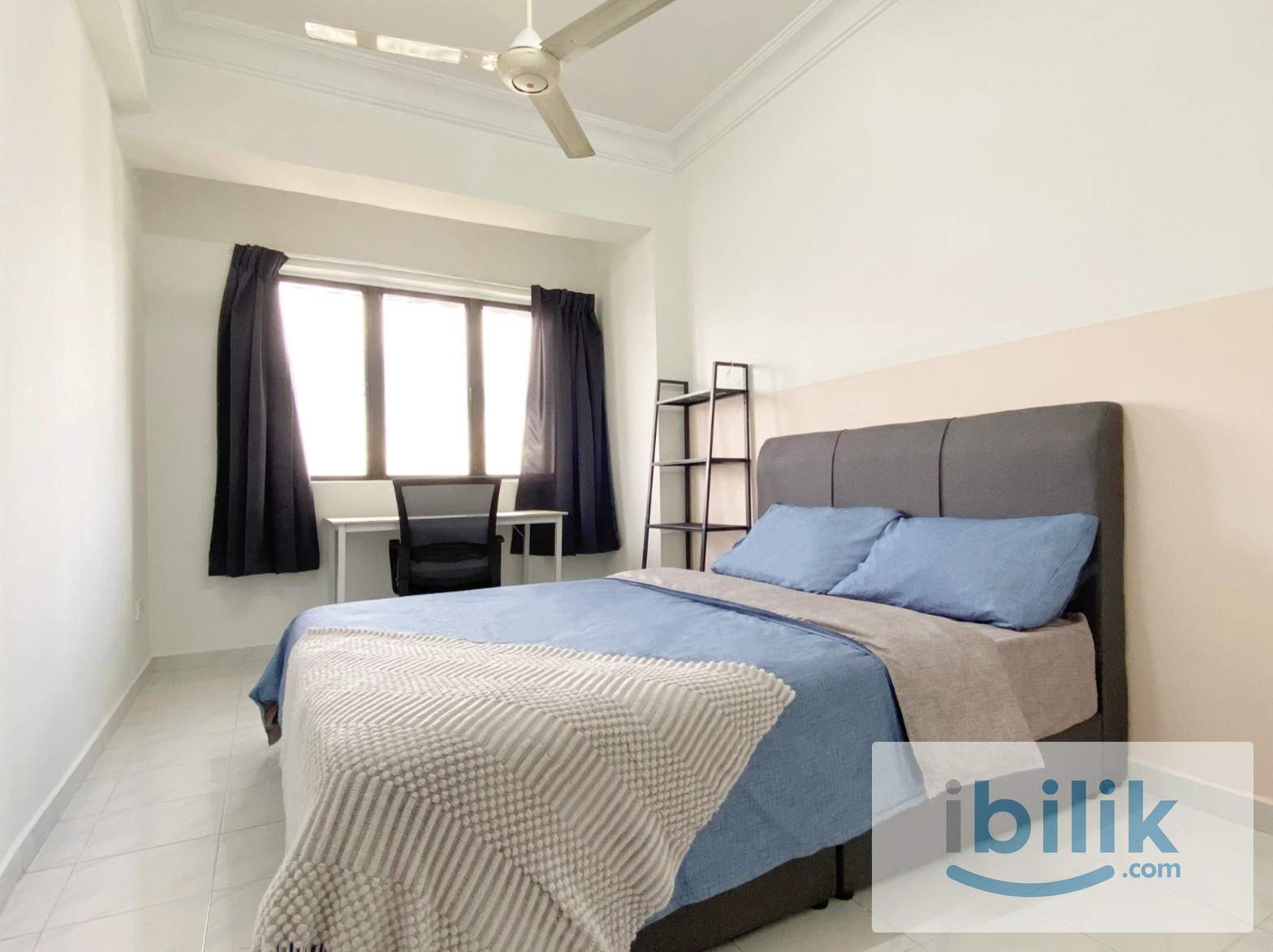 Medium Female Room at Vista Komanwel C, Bukit Jalil - Image 1