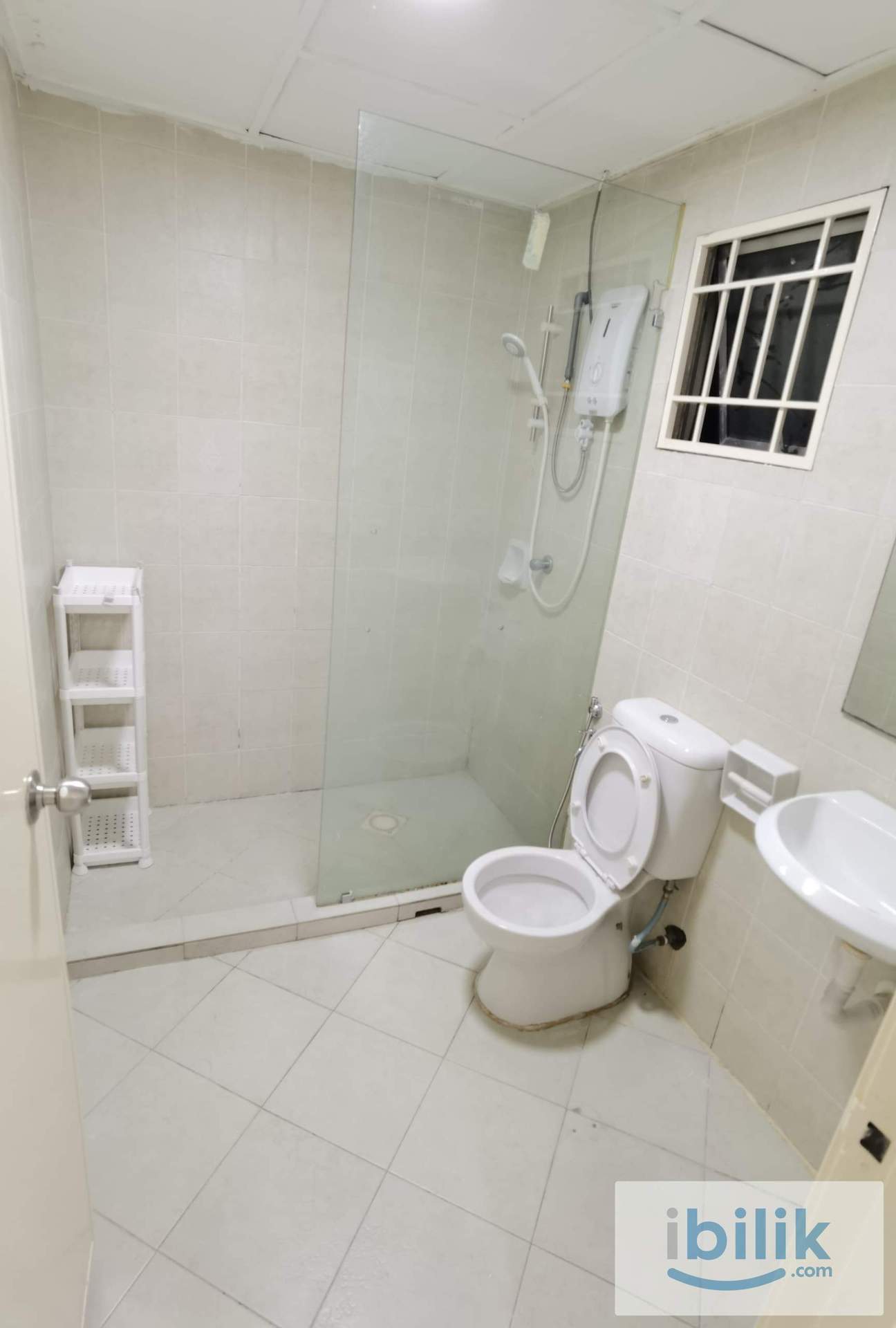 Medium Room For Rent @ Green Avenue, Bukit Jalil - Image 2