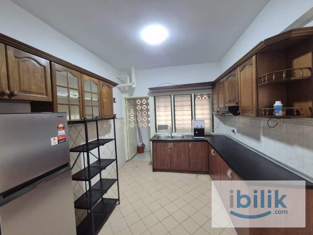Single Female Room For Rent @ Vista Komanwel C, Bukit Jalil - Image 3