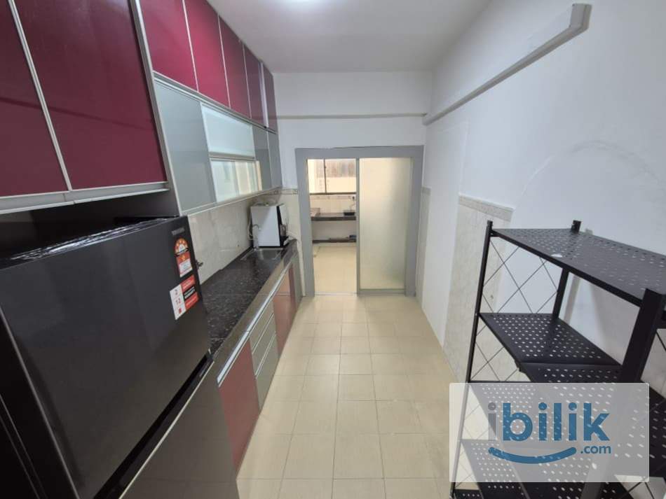 Single Female Room For Rent @ Vista Komanwel C, Bukit Jalil - Image 4
